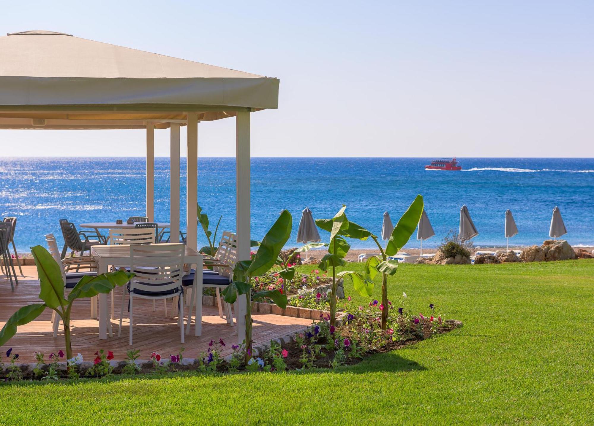Rodos Palladium Leisure & Wellness Mourátagas Exterior photo Beach at the Grand Resort
