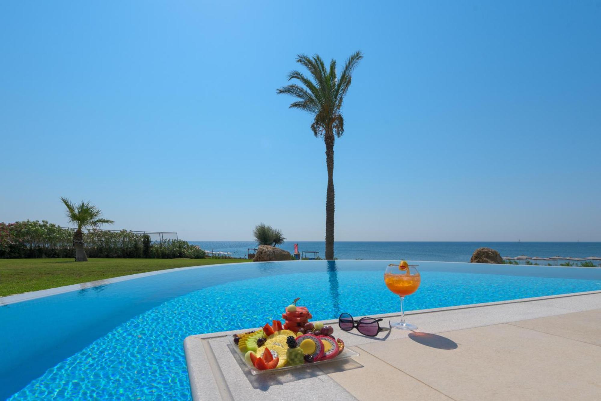 Rodos Palladium Leisure & Wellness Mourátagas Exterior photo Infinity pool